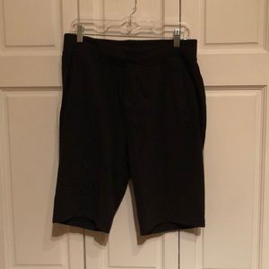 Men’s Lululemon Black shorts